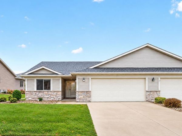 868 Southern Ridge Drive SW, Rochester, MN 55902