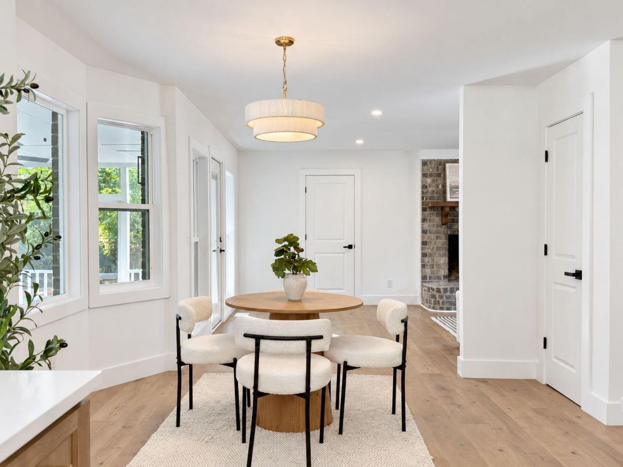 9 Sabina Court Photo 15