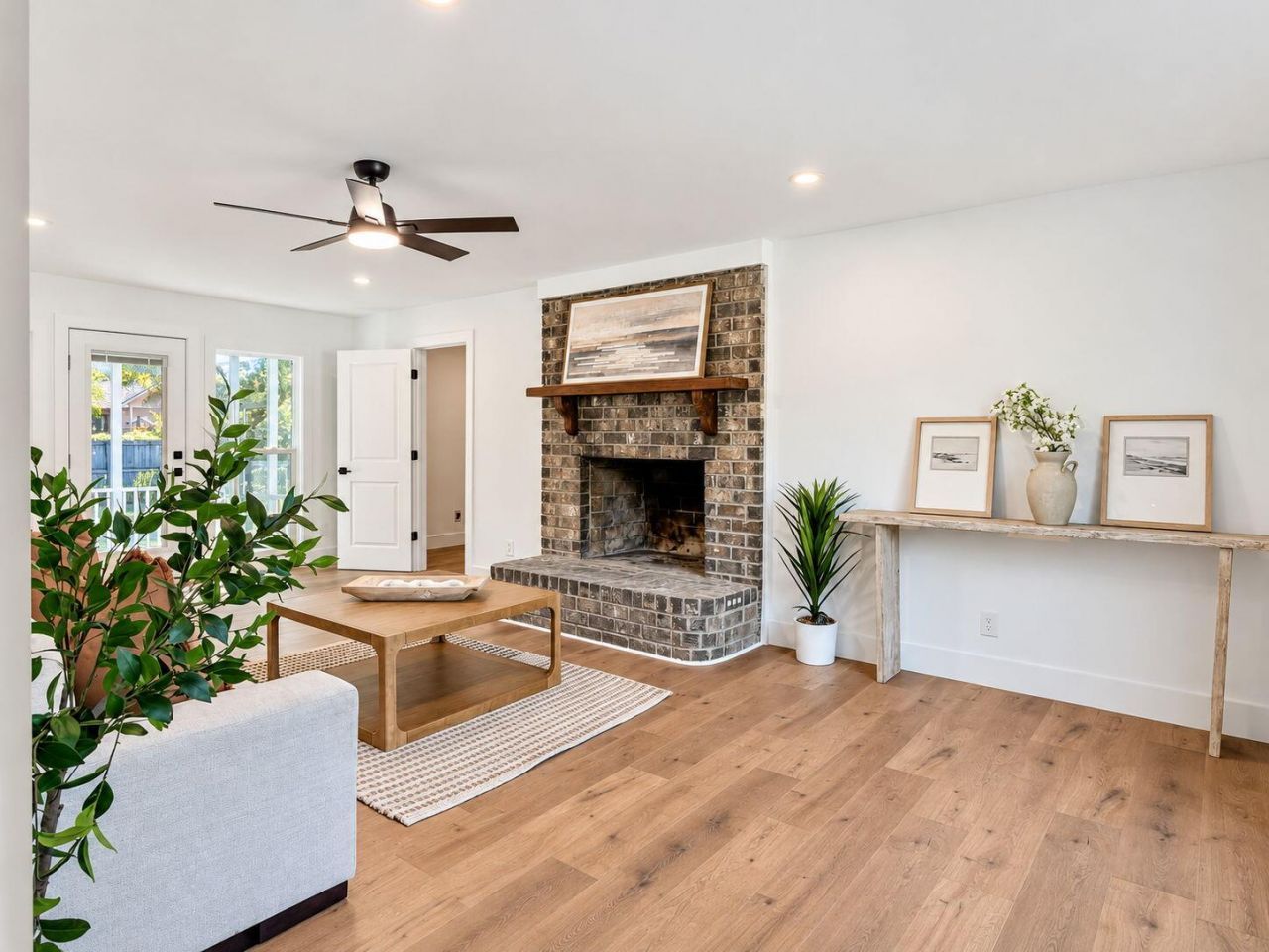 9 Sabina Court Photo 4