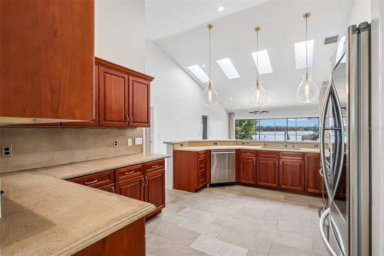1113 Hawthorne Cove Drive , Ocoee, FL 34761 Photo