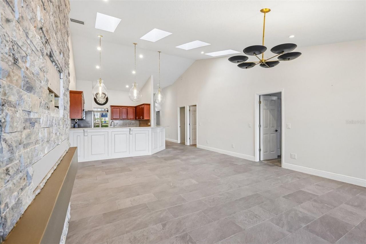 1113 Hawthorne Cove Drive , Ocoee, FL 34761 Photo