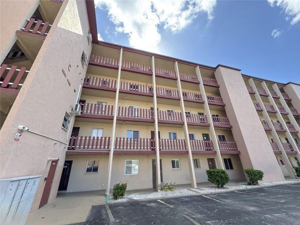 4085 LAKE BAYSHORE DRIVE, Unit C311, BRADENTON, FL 34205