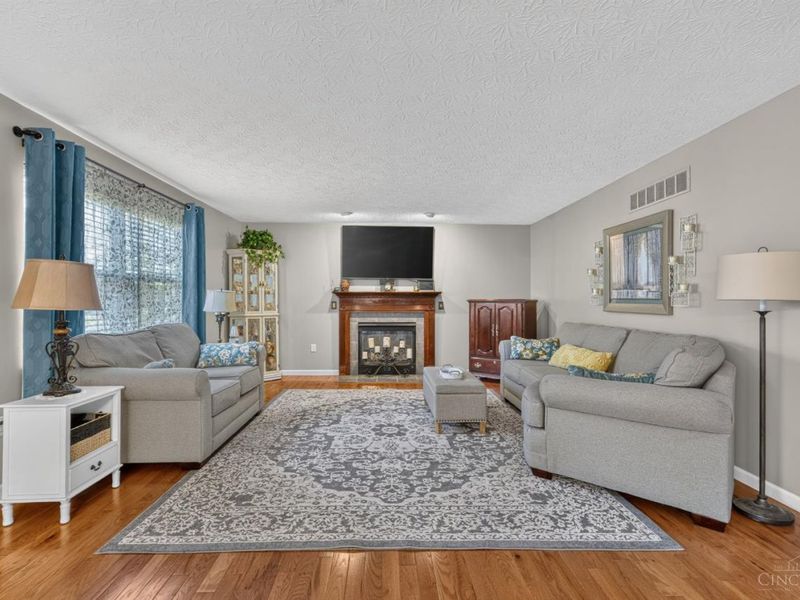 1046 Hayward Circle, Miami Township, OH 45150 Photo 13