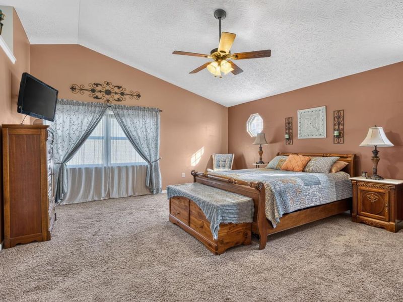 1046 Hayward Circle, Miami Township, OH 45150 Photo 17