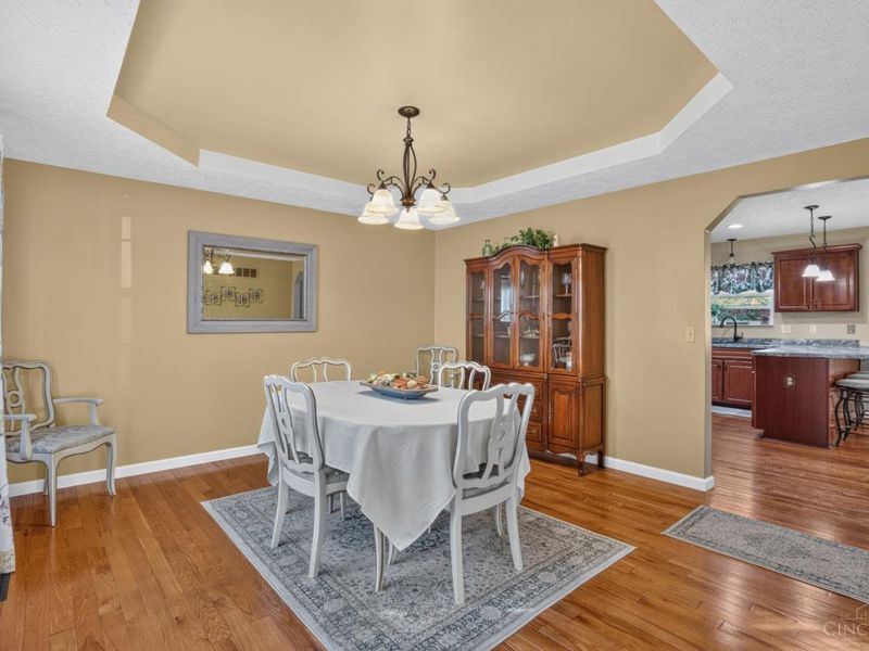 1046 Hayward Circle, Miami Township, OH 45150 Photo 6