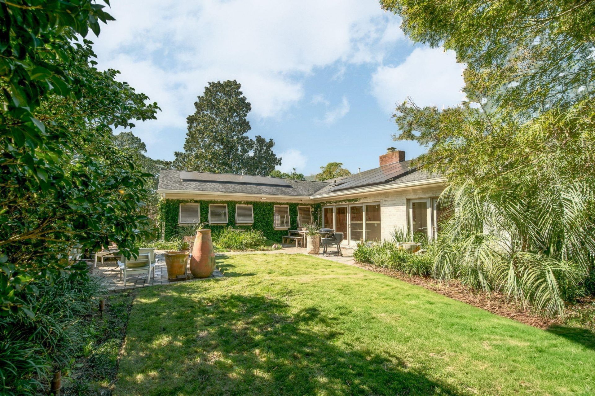 1157 South Boulevard Photo 47