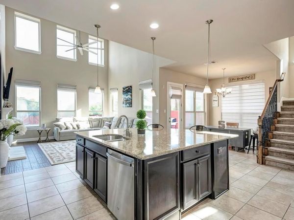518 Rosedale BLVD , Georgetown, TX 78628
