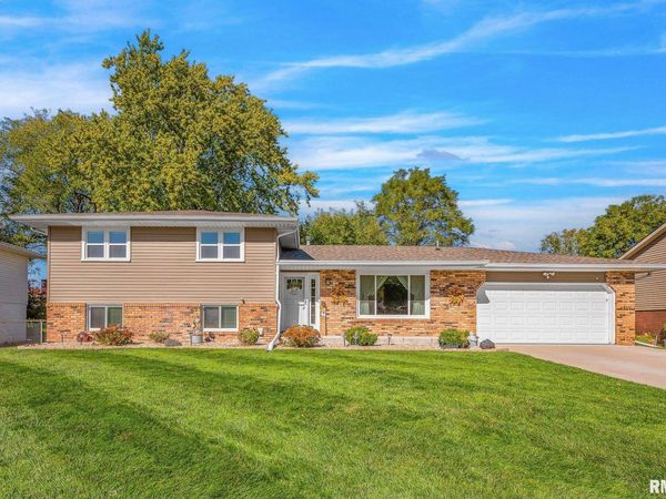 7815 W MOHAWK Trail, Peoria, IL 61604