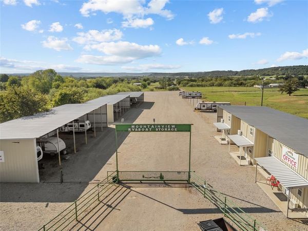 462 Halsell Road , Mineral Wells, TX 76067