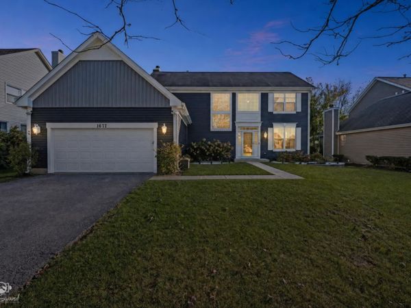 1677 Pinnacle Court , Aurora, IL 60502