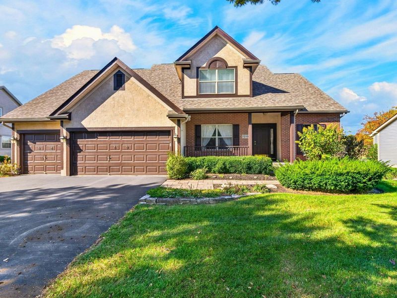 7215 Bromfield Drive , Canal Winchester, OH 43110 Photo 1
