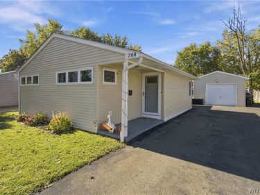 708 Montrose Avenue , Buffalo, NY 14223