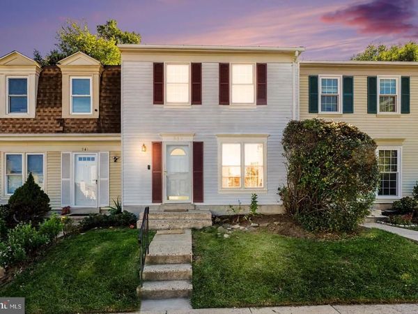 939 HOLBORN COURT , STERLING, VA 20164