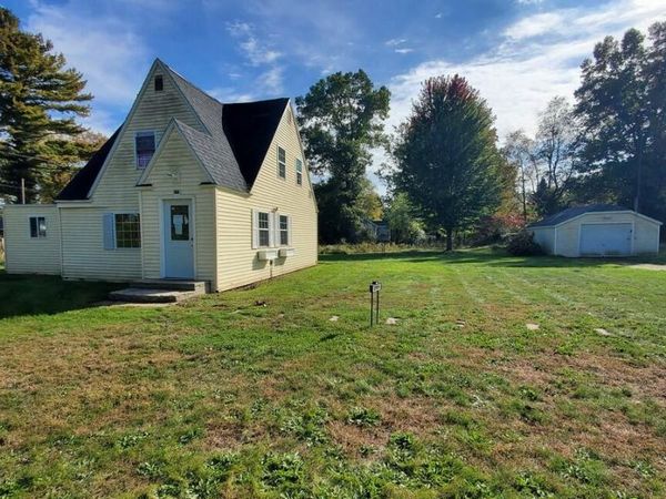 2991 Violet Avenue, Muskegon, MI 49442