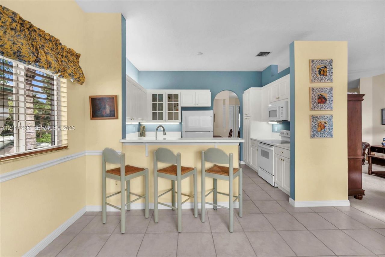 7921 E Exeter Blvd E , Unit 202, Tamarac, FL 33321 Photo