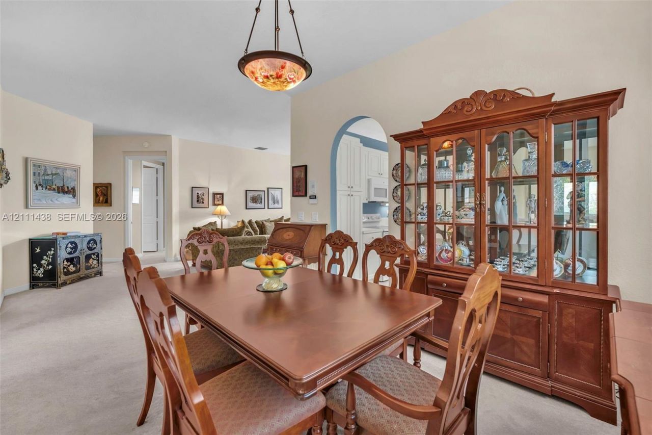 7921 E Exeter Blvd E , Unit 202, Tamarac, FL 33321 Photo