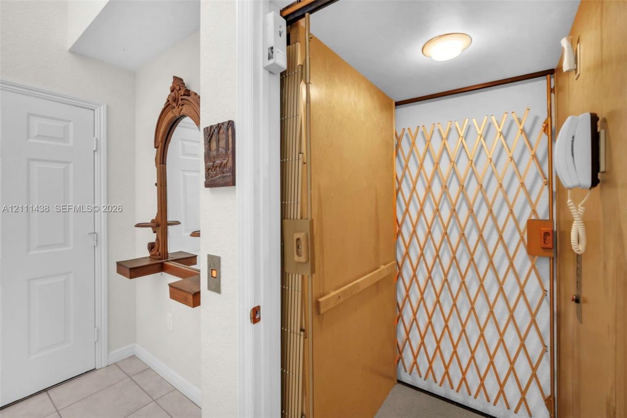 7921 E Exeter Blvd E , Unit 202, Tamarac, FL 33321 Photo