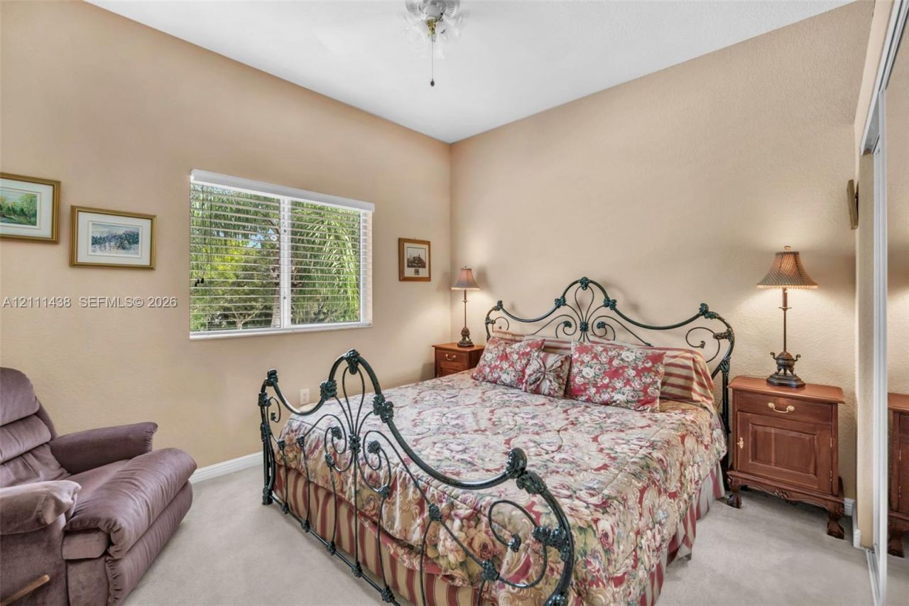 7921 E Exeter Blvd E , Unit 202, Tamarac, FL 33321 Photo