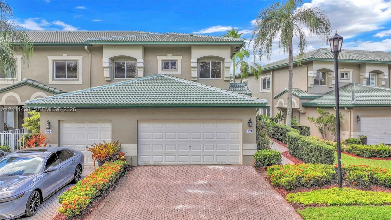 7921 E Exeter Blvd E , Unit 202, Tamarac, FL 33321 Photo
