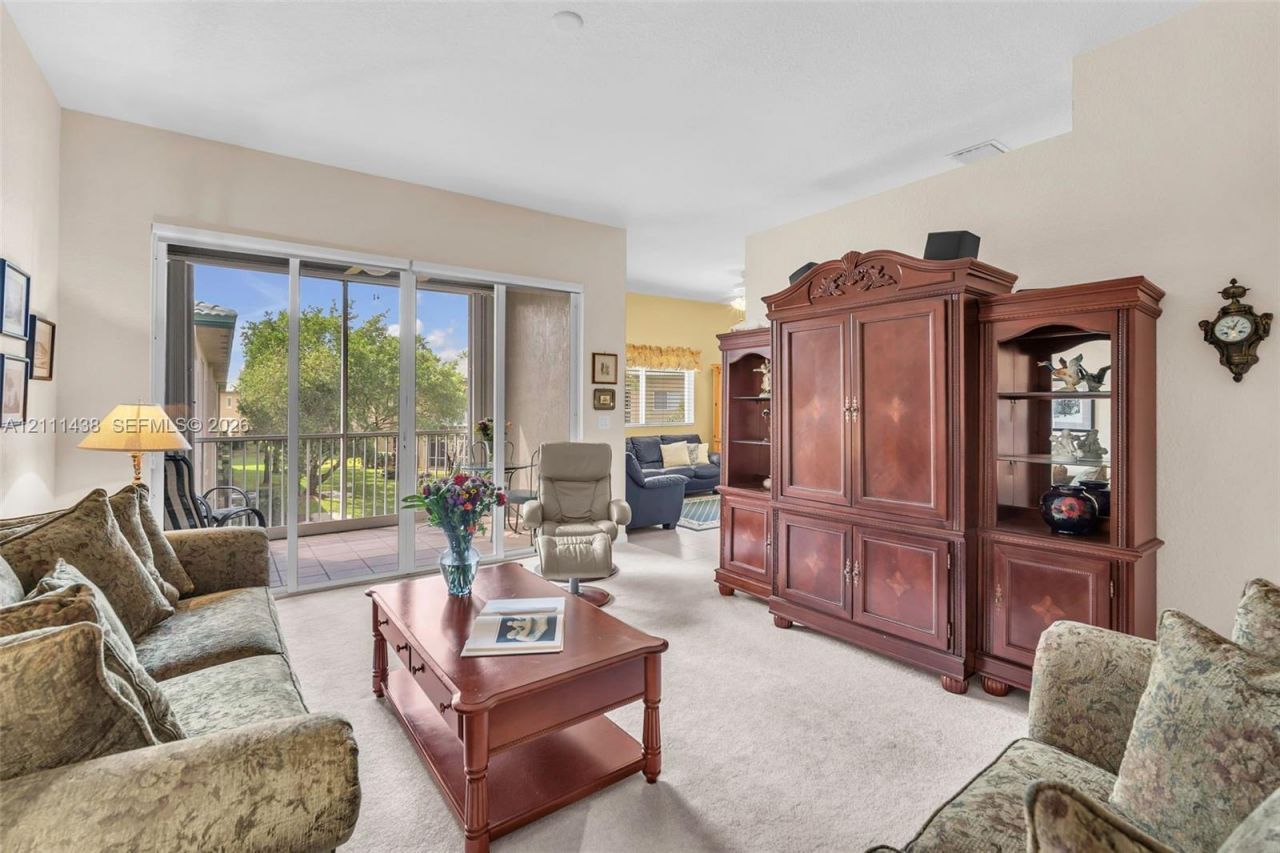7921 E Exeter Blvd E , Unit 202, Tamarac, FL 33321 Photo