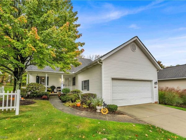 1605 Windrow Lane, Broadview Heights, OH 44147
