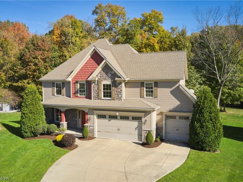653 Archwood Road, Wadsworth, OH 44281 Photo 2