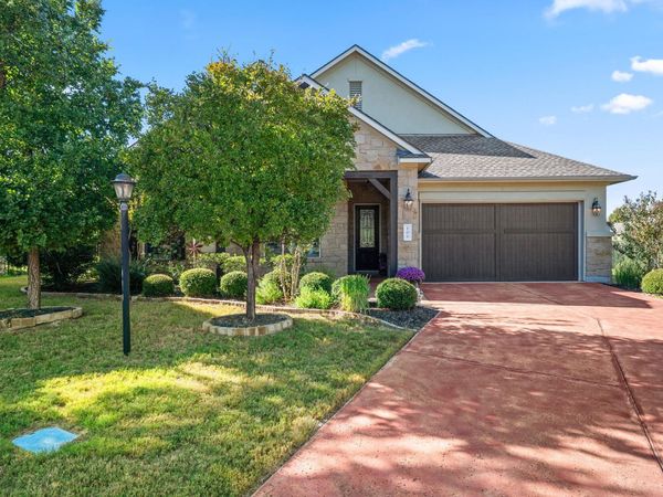 106 Edinburgh Isle CT , Lakeway, TX 78738