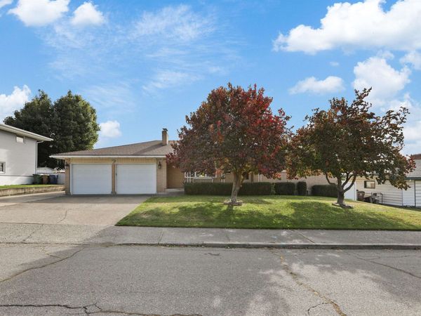 2221 W Longfellow Ave, Spokane, WA 99205
