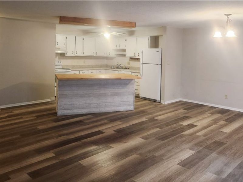 3400 Wooster Road, Unit 221, Rocky River, OH 44116 Photo 2