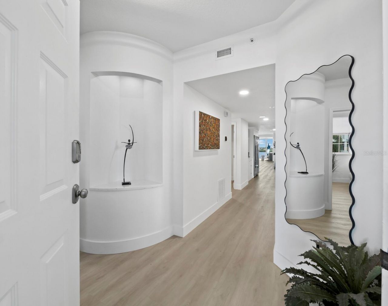 1260 Dolphin Bay Way, Unit 301, Sarasota, FL 34242 Photo