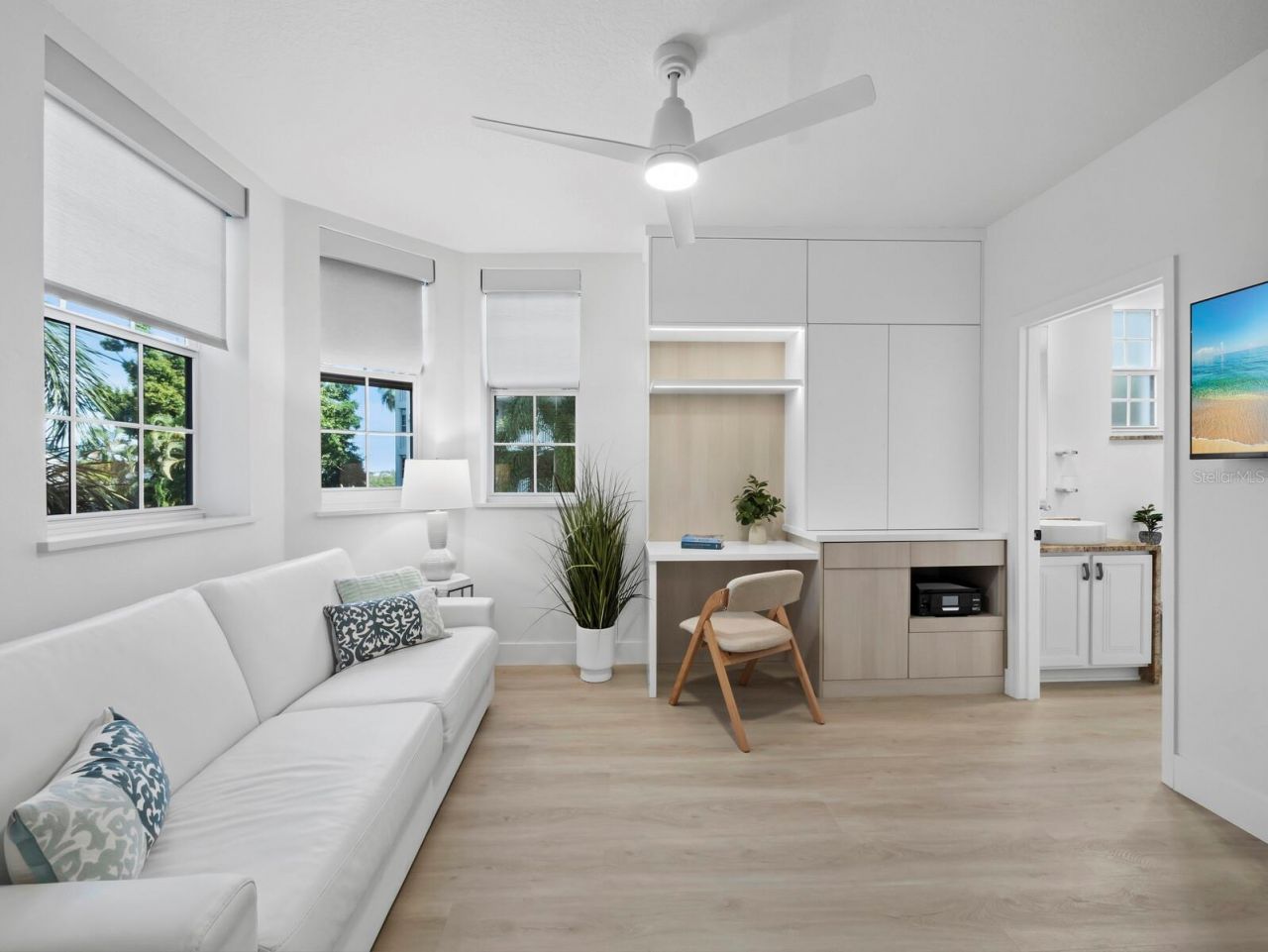 1260 Dolphin Bay Way, Unit 301, Sarasota, FL 34242 Photo