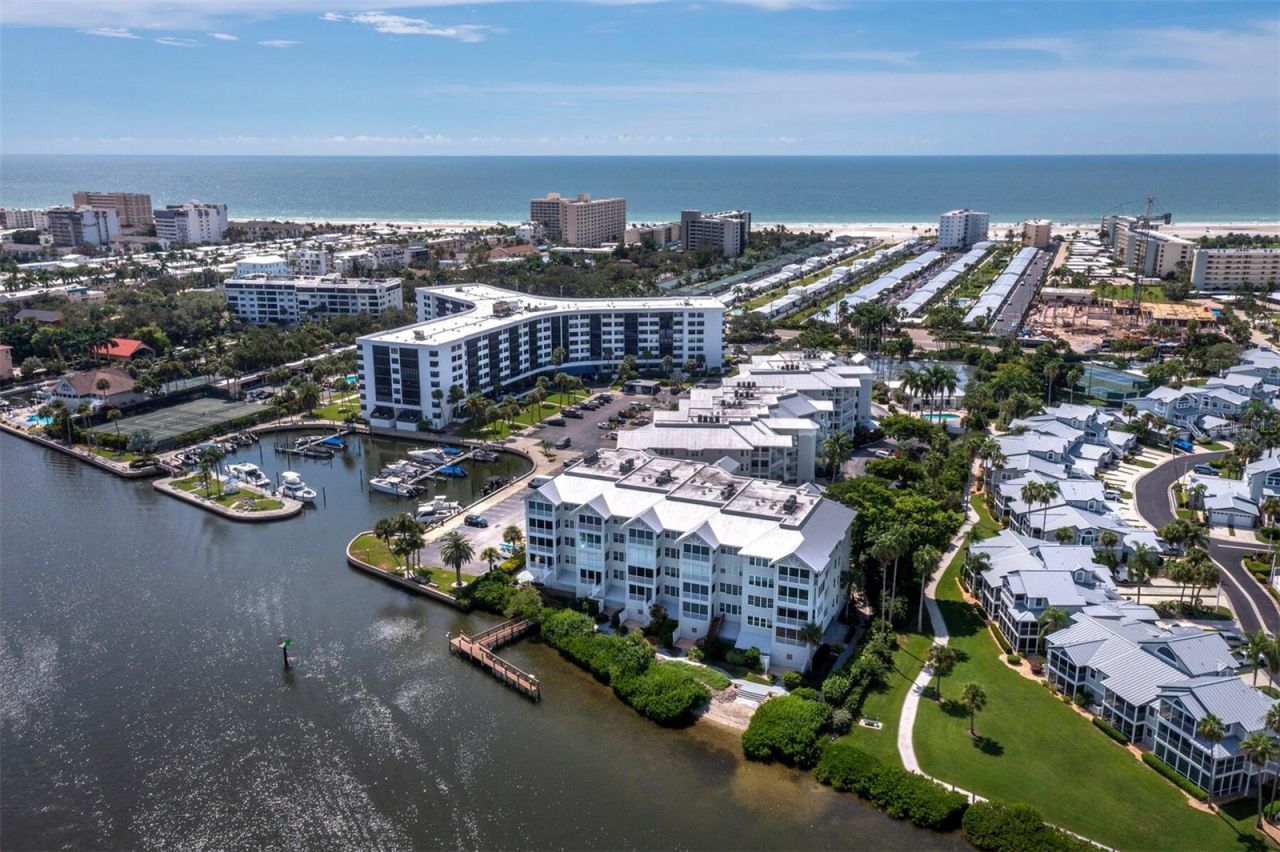 1260 Dolphin Bay Way, Unit 301, Sarasota, FL 34242 Photo