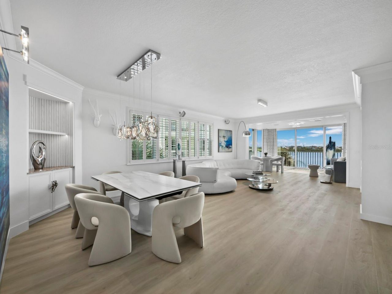1260 Dolphin Bay Way, Unit 301, Sarasota, FL 34242 Photo