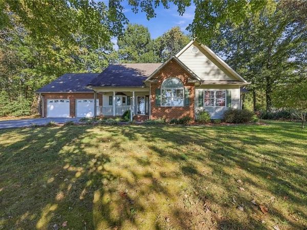 2765 Airport Road , Wilkesboro, NC 28659