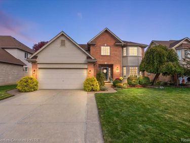 24647 Brentwood Drive, Brownstown Township, Mi 48183