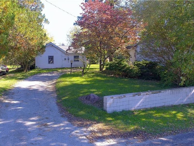 133 Pine Street, Creston, OH 44217 Photo 1