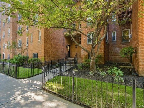 3325 81 Street, Unit 2E, Jackson Heights, NY 11372