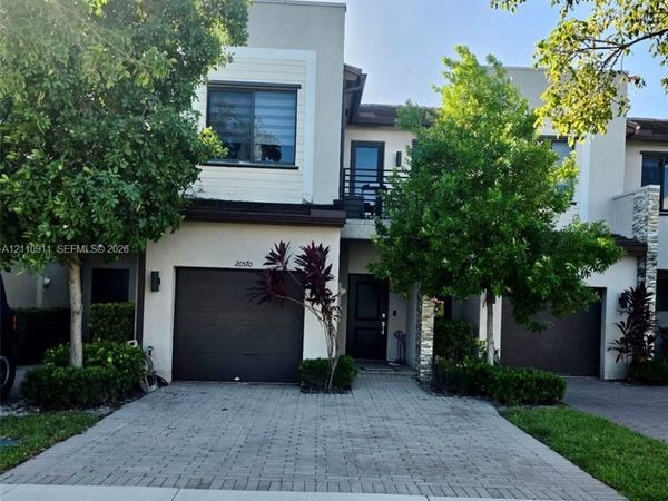 20570 NE 2nd Ct , Miami, FL 33179