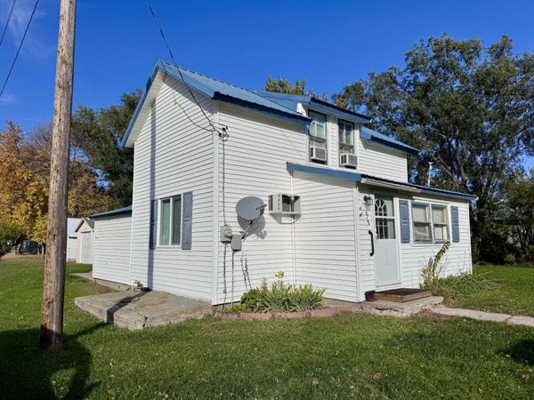 618 Saint John Street, Faulkton, SD 57438
