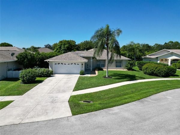 1529 Junior CT , LEHIGH ACRES, FL 33971