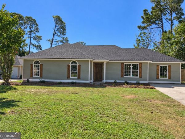 927 Pine Cone Circle, Valdosta, GA 31602