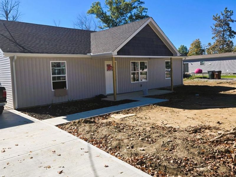 2605 Bethel Maple Road, Bethel, OH 45106 Photo 2