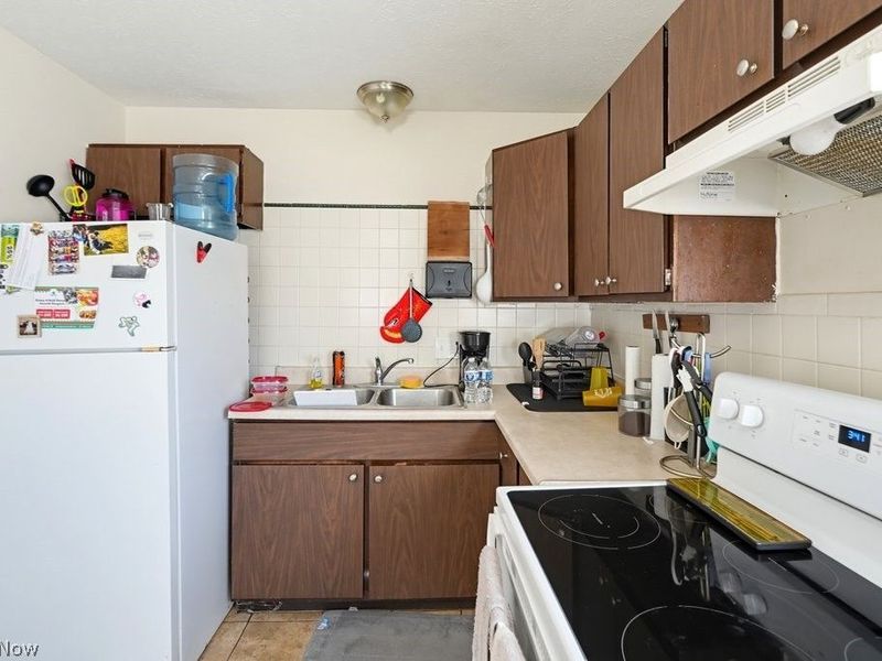 672-674 Bettes Avenue, Akron, OH 44310 Photo 29