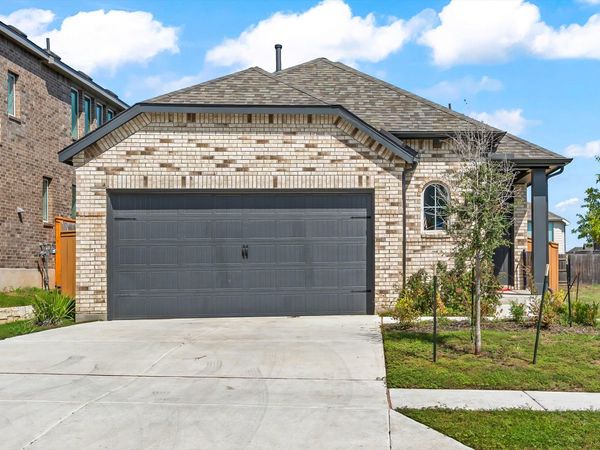 151 Blackwell LN , Kyle, TX 78640