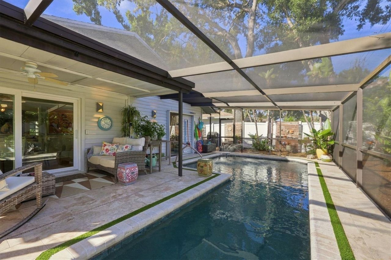 2557 Temple Street, Sarasota, FL 34239 Photo