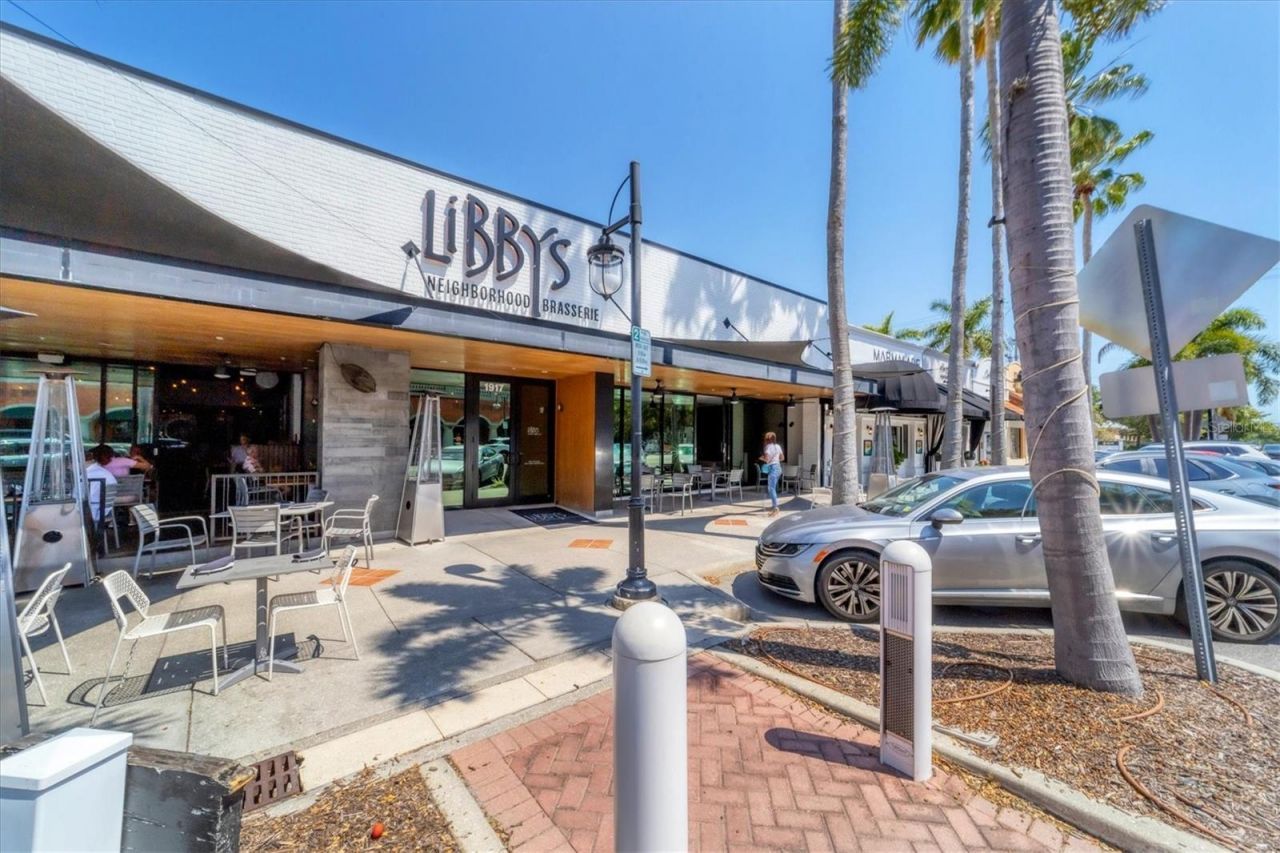 2557 Temple Street, Sarasota, FL 34239 Photo