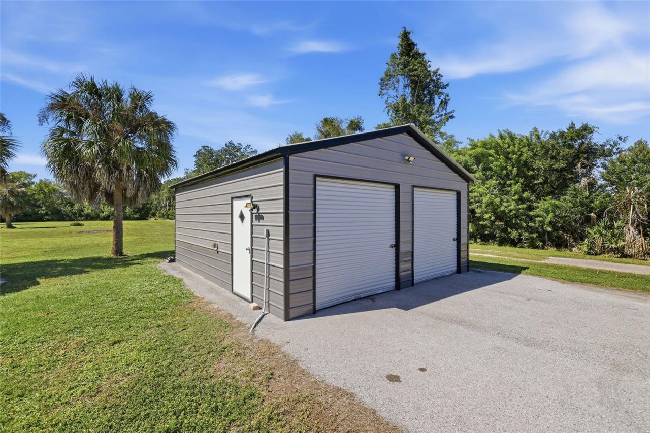 11711 Messler Road, Gibsonton, FL 33534 Photo