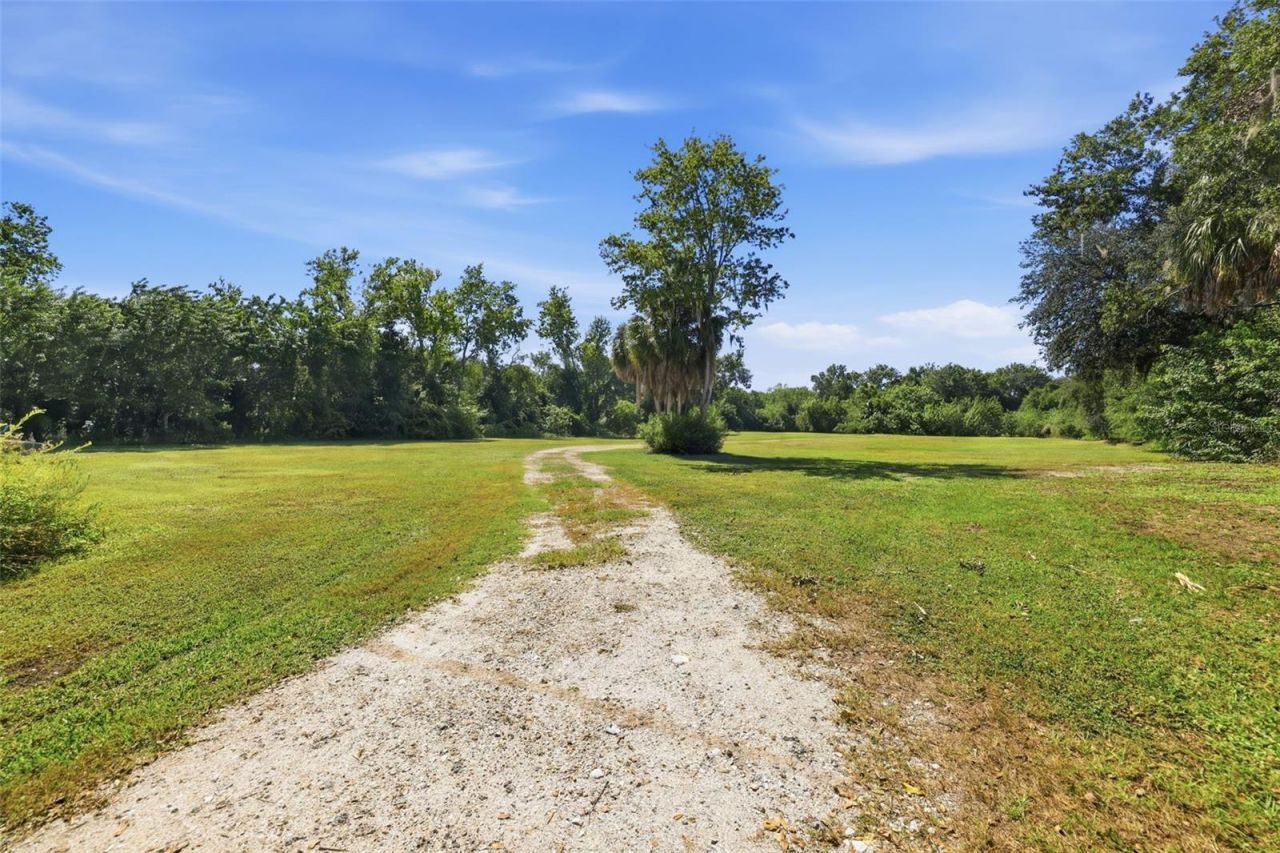 11711 Messler Road, Gibsonton, FL 33534 Photo