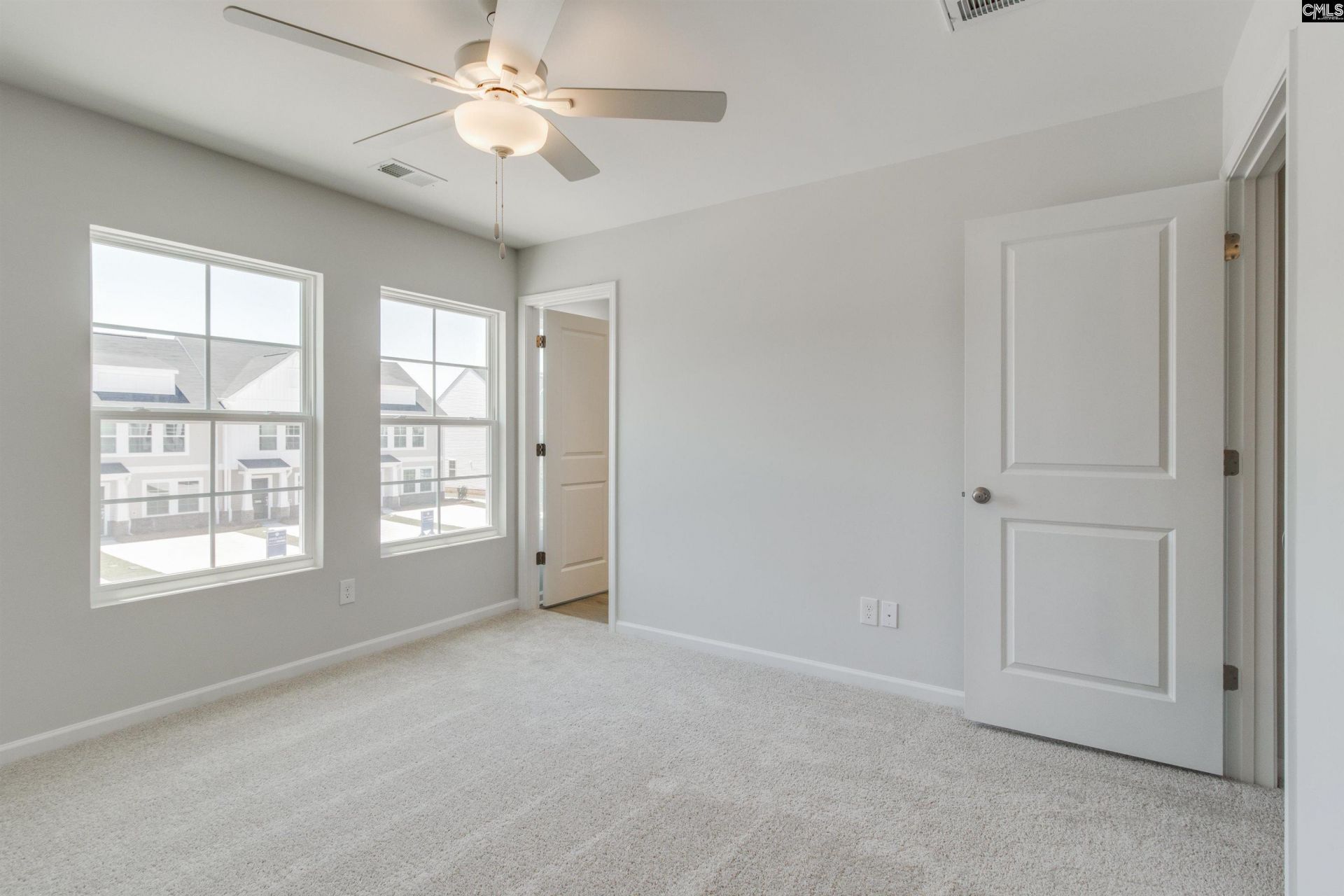 3061 Harborview Drive  Photo 16