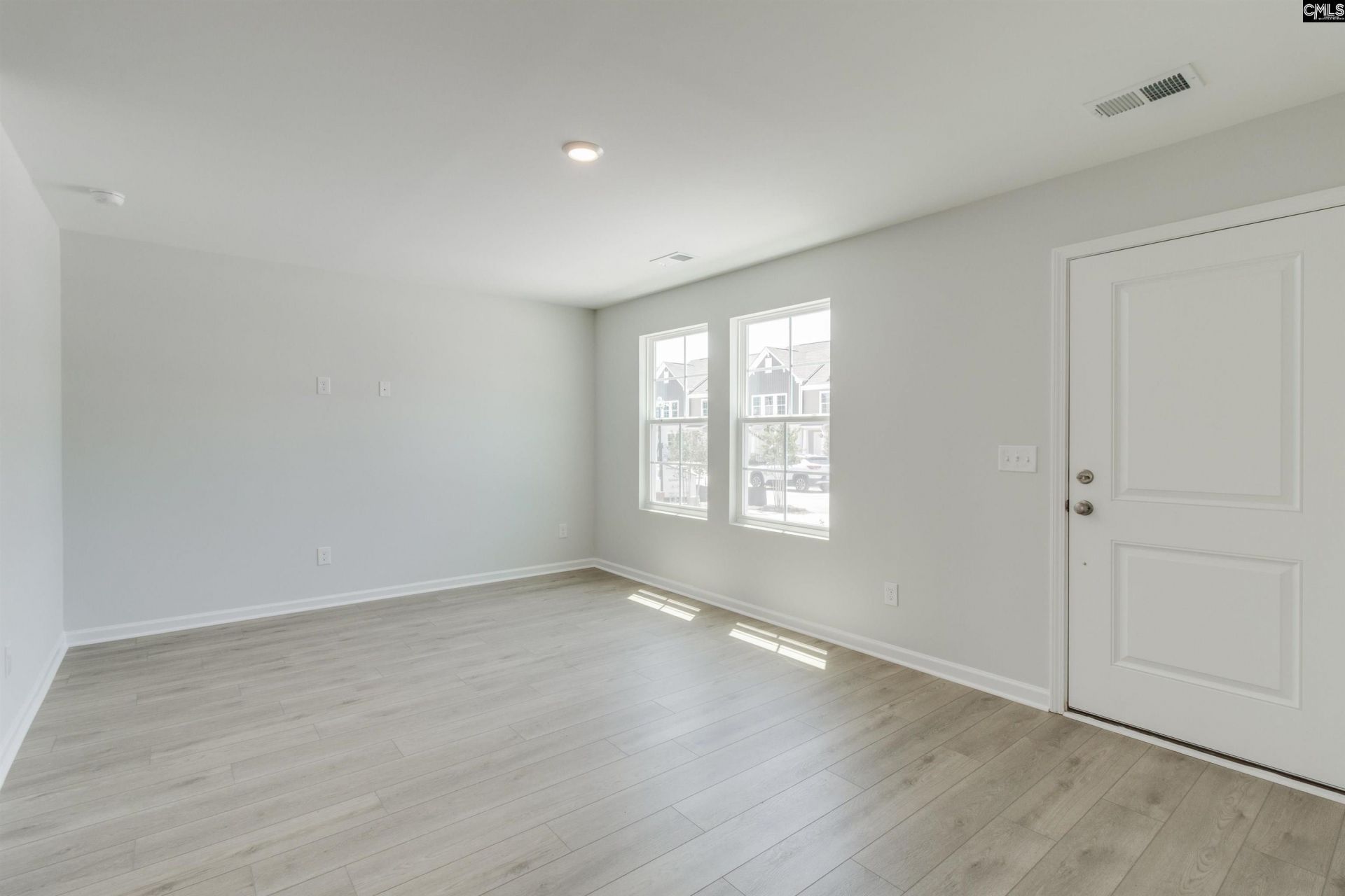 3061 Harborview Drive  Photo 7